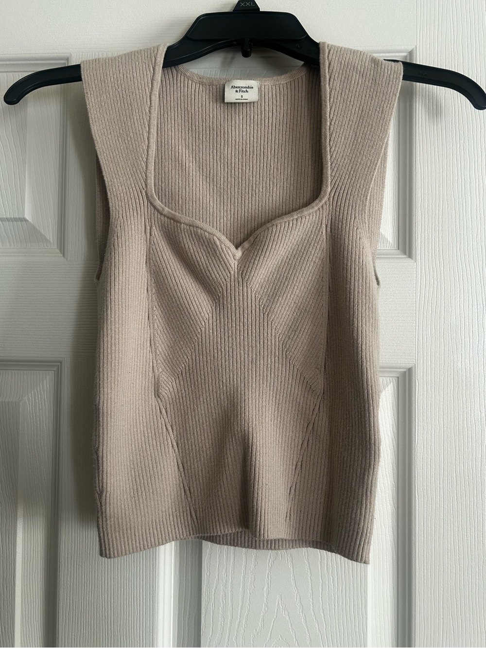Abercrombie & Fitch Taupe Ribbed Sweetheart Neck Tank Top S